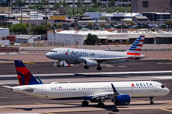 Sky Harbor Havaalanı 6-8-2025 Phoenix AZ ABD