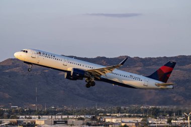 Sky Harbor Havalimanı 8-16-2025 Phoenix AZ ABD