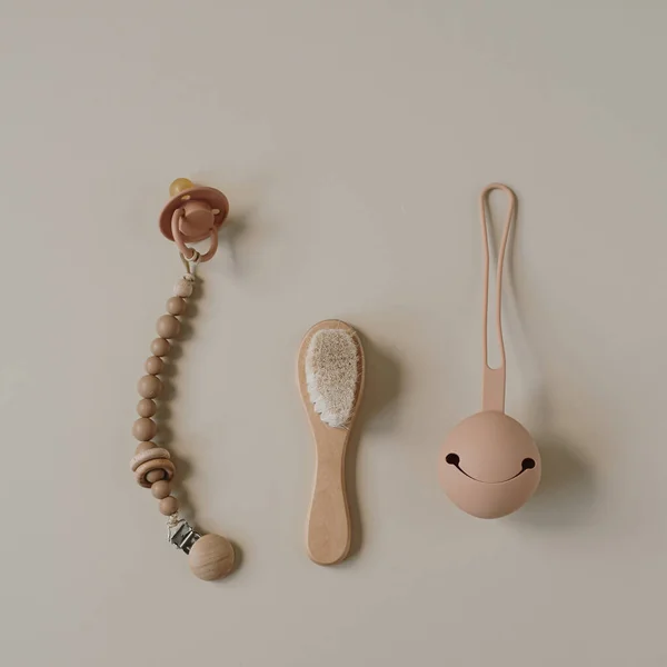 Pastel Beige Cute Stylish Scandinavian Newborn Baby Care Accessories Online — Stock Photo, Image