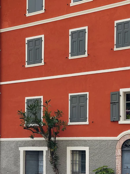Historische Italienische Architektur Traditionelles Europäisches Altes Rustikales Gebäude Mit Bunten — Stockfoto