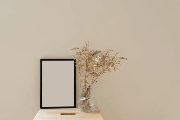 Fotolijstje Met Blanco Kopieerruimte Tafel Met Gedroogd Grasboeket Minimale Boho — Stockfoto