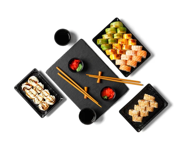 Set Involtini Sushi Confezioni Asporto Plastica Con Salsa Soia Zenzero — Foto Stock