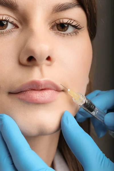Facial Treatments Concept Maintaining Health Youth Beauty Modern Cosmetology Beautician — Stockfoto