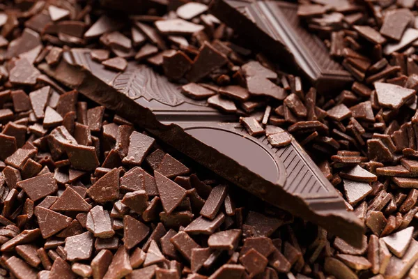 Törött Étcsokoládé Darabok Csokidarabokban Közelről Csokis Háttér Cukrászati Koncepció — Stock Fotó