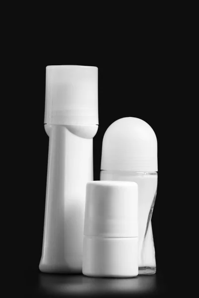 Set Desodorante Antitranspirante Blanco Roll Aislado Sobre Fondo Negro Maquetas —  Fotos de Stock
