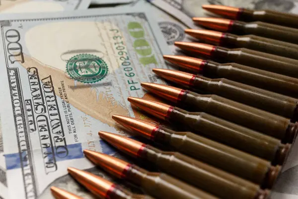 Combat Army Bullets Cartridges Lie American Dollar Banknotes Concept Arms — Stock Photo, Image