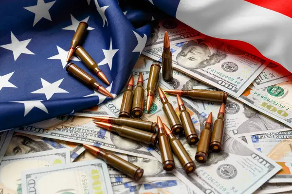 American Flag Dollars Bullets Shells Cartridges Ammunition Concept Lend Lease — Stock Photo, Image