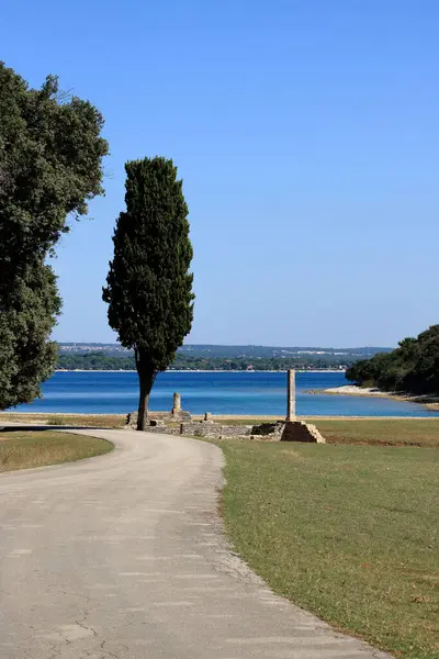 stock image Remains of a Roman villa in the lovely Verige bay in national park Brioni, Croatia