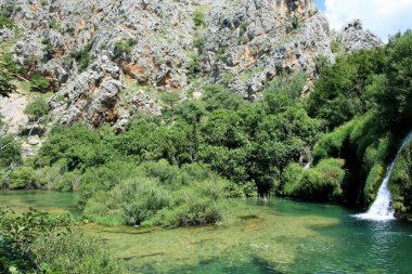 Küçük şelaleli gölet, Krupa nehri, Hırvatistan