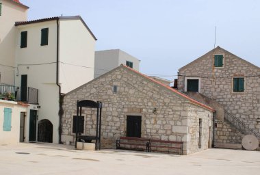 Beina 'daki eski evler, Hırvatistan' daki Murter Adası