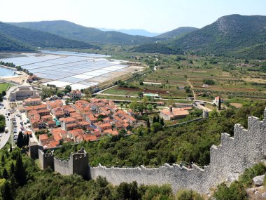 Ston, Peninsula Peljesac, Hırvatistan 'ın tuz kalıpları