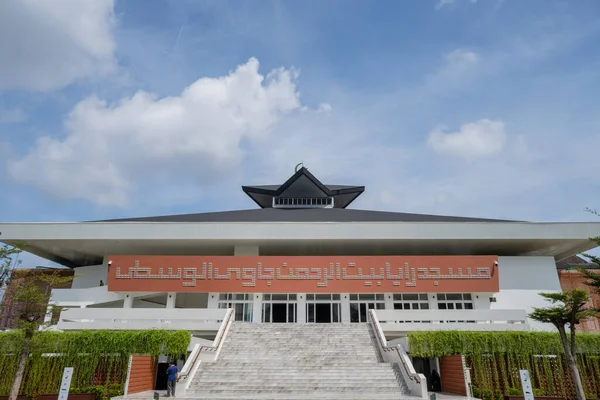 Grande Mesquita Semarang Central Java Quando Céu Azul Dia Nublado — Fotografia de Stock