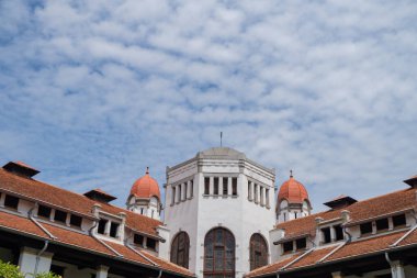 Semarang Merkez İstasyonu Java Semarang, Lawang Sewu. Fotoğraf seyahat hedefi, tatil posteri ve seyahat içeriği medyası için kullanılabilir.
