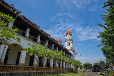Semarang Merkez İstasyonu Java Semarang, Lawang Sewu. Fotoğraf seyahat hedefi, tatil posteri ve seyahat içeriği medyası için kullanılabilir.