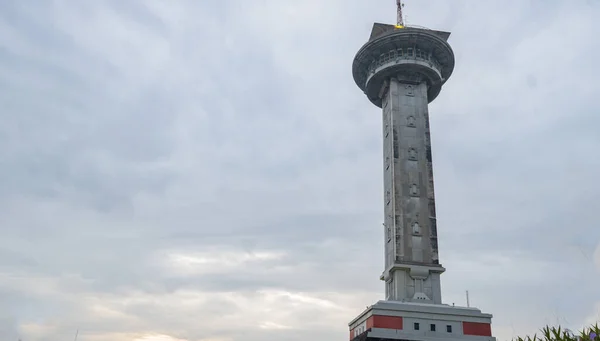 Κεντρικό Πύργο Στο Μεγάλο Τζαμί Agung Στο Semarang Central Java — Φωτογραφία Αρχείου