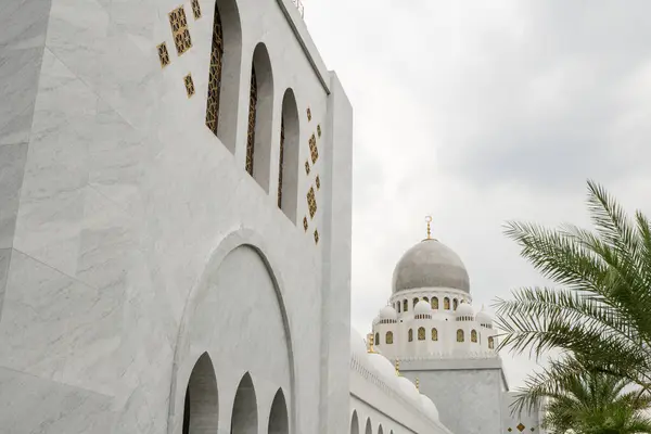 Největší Mešita Solo Central Java Mesjid Sheikh Zaykal Fotografie Vhodná — Stock fotografie