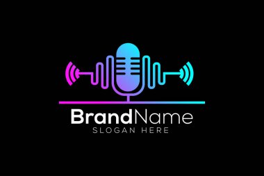 Renkli ses dalgaları logo tasarım şablonuna sahip mikrofon