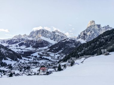 Snow panorami dolomites landscape