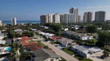 Experience the beauty of a Florida residential neighborhood like never before with this 4K aerial video. The footage provides a bird's-eye view of the area, showcasing the neighborhood.
