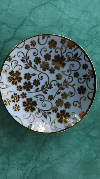 drinking cups with floral motifs are perfect for tea parties