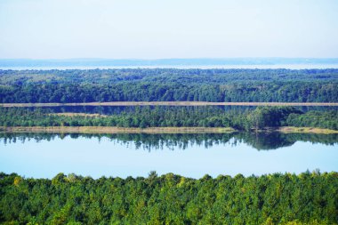 Mueritz Ulusal Parkı 'nın havadan görünüşü.