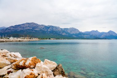 Kemer yakınlarında Akdeniz. Türkiye 'de manzara.