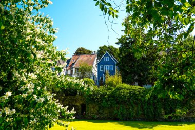 Kettwig yakınlarındaki eski kasabanın manzarası. Essen bölgesi. Ruhr bölgesindeki manzara.