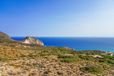 Yunanistan 'ın Kos adasındaki bir dağdan manzara ve Akdeniz manzarası.