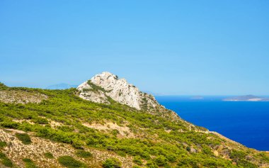 Yunanistan 'ın Kos adasındaki bir dağdan manzara ve Akdeniz manzarası.