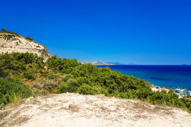 Yunanistan 'ın Kos adasındaki bir dağdan manzara ve Akdeniz manzarası.