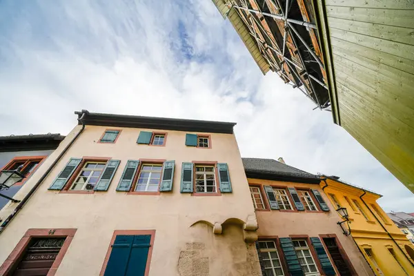 Historische Gebäude Freiburg Breisgau Jahrhundertealte Architektur lizenzfreie Stockbilder