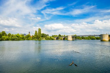 Kitzingen 'deki ana ve çevre manzarası.
