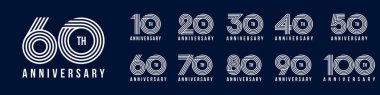 10. yıl dönümü ve 100. yıl dönümü logo tasarımları. Kutlama etkinliği, düğün, tebrik kartı ve davetiye için soyut numara, vektör illüstrasyonu