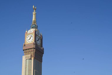 Makkah, Suudi Arabistan - 4 Nisan 2025: Abraj Al Yem, Kraliyet Saat Kulesi Makkah