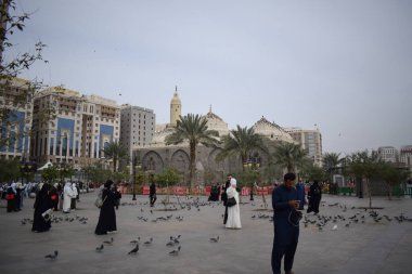 Medine, Suudi Arabistan - 2 Mart 2025: Ghamah Camii, Suudi Arabistan 'ın Medine kentindeki ünlü tarihi camilerden biridir.