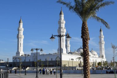 El-Madinah el-Munawwarah, Suudi Arabistan - 2 Mart 2025: Quba Camii İslam tarihinde inşa edilen ilk camidir.