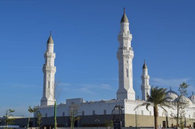 El-Madinah el-Munawwarah, Suudi Arabistan - 2 Mart 2025: Quba Camii İslam tarihinde inşa edilen ilk camidir.