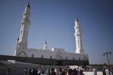 El-Madinah el-Munawwarah, Suudi Arabistan - 2 Mart 2025: Quba Camii İslam tarihinde inşa edilen ilk camidir.