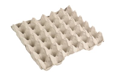 Boş yumurta kutusu beyaz arkaplanda izole edildi