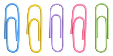 Beyaz arkaplanda izole edilmiş renkli ataç koleksiyonu, üst görünüm