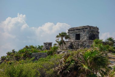 Tulum arkeolojik alanı mahvediyor. Riviera Maya, Meksika 'daki Antik Maya Harabeleri.