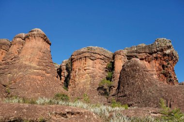 Vila Velha Eyalet Parkı 'ndaki kum taşı jeolojik anıtlar ya da Arenitos. Ponta Grossa, Parana, Brezilya.