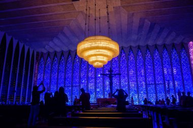 Brasilia, Brezilya - 22 Temmuz 2024: Santuario Sao Joao Bosco 'da cam avize ya da Aziz John Bosco Sığınağı.