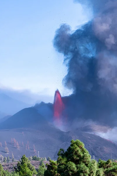 Erupting Volcano Island Palma Canary Islands Spain High Quality Photo — Foto Stock