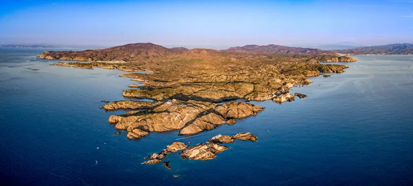 มมองทางอากาศจาก Cap Creus ไปย Costa Brava ภาพถ ายค ณภาพส — ภาพถ่ายสต็อก