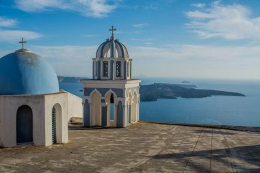 Santorini 'deki Oia köyünün manzarası. Yüksek kalite fotoğraf