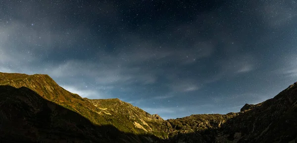 Астрофотографія Зимового Молочного Шляху Горах Високоякісна Фотографія — стокове фото