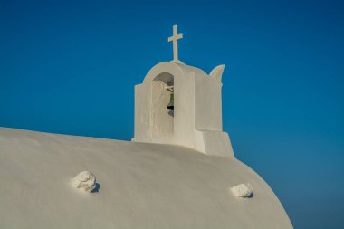 Santorini 'deki Oia köyünün manzarası. Yüksek kalite fotoğraf