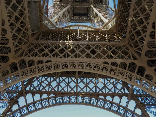 Estrutura Metálica Torre Eiffel Foto Alta Qualidade — Fotografia de Stock