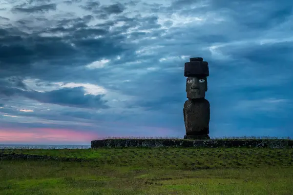 Moais Tahai Sunset Rapa Nui Easter Island High Quality Photo — Stock Photo, Image